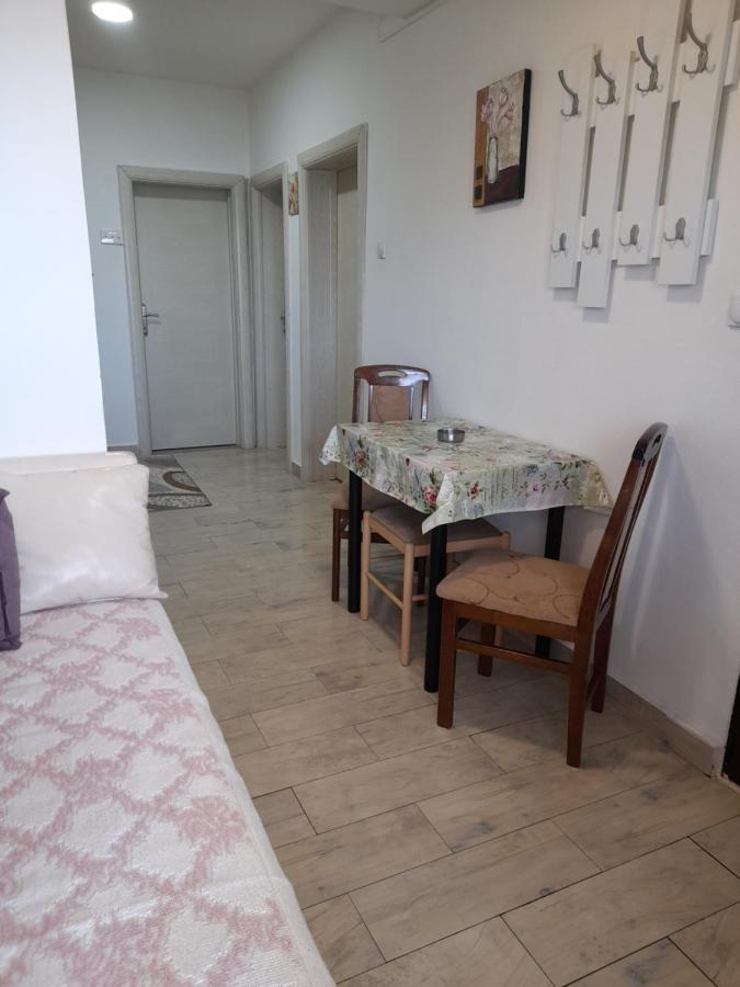 Apartman Sb Ulcinj Exterior photo
